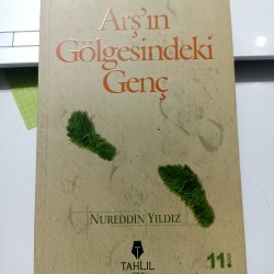 Arş'ın Gölgesindeki Genç