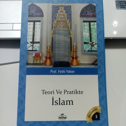 Teori Ve Pratikte İslam