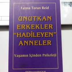 Unutkan Erkekler Hadileyen Anneler