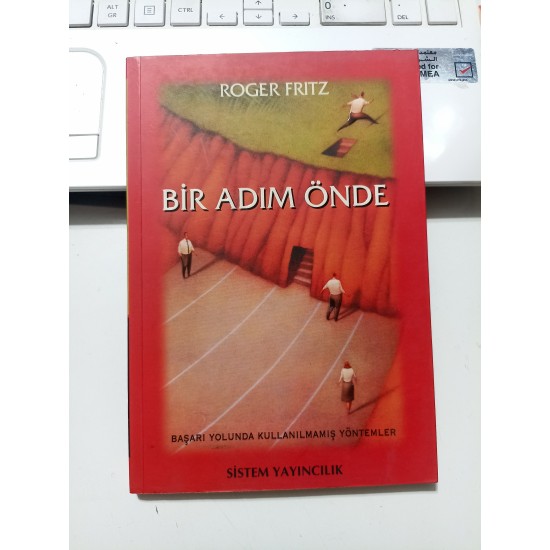 Bir Adım Önde