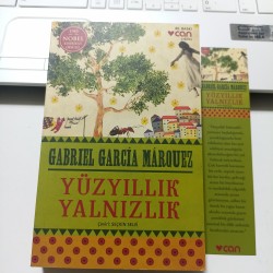 Yüzyıllık Yalnızlık (Ayraçlı) Yüzyıllık Yalnızlık (Ayraçlı)