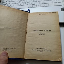 Yıldızların Altında (2.El) Yıldızların Altında (2.El)